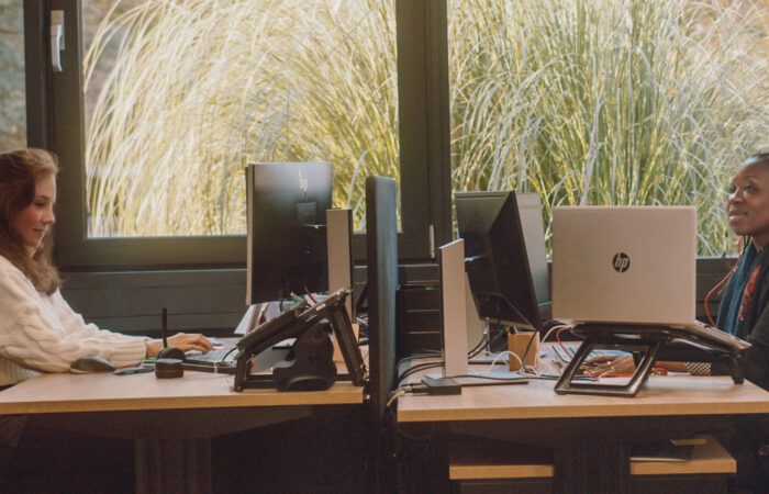 Support header 1000×440