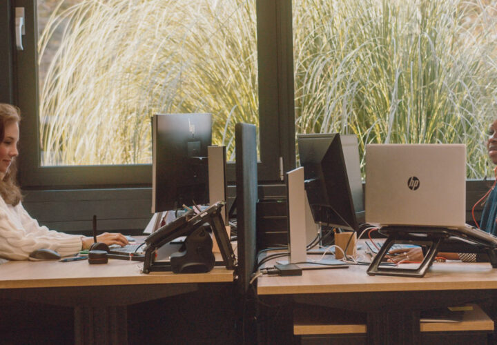 Support header 1000×440