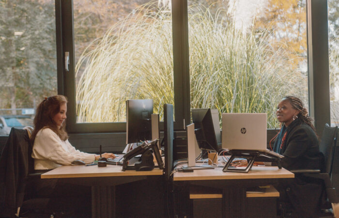 Support header 1000×620